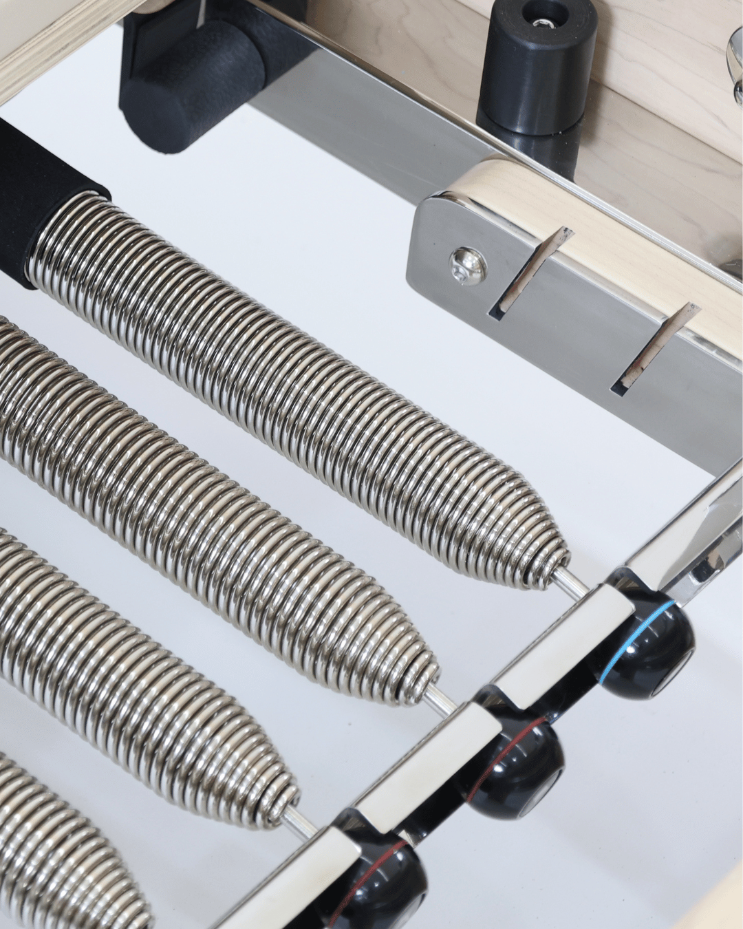 FitBoutique I Perlino Reformer Springs